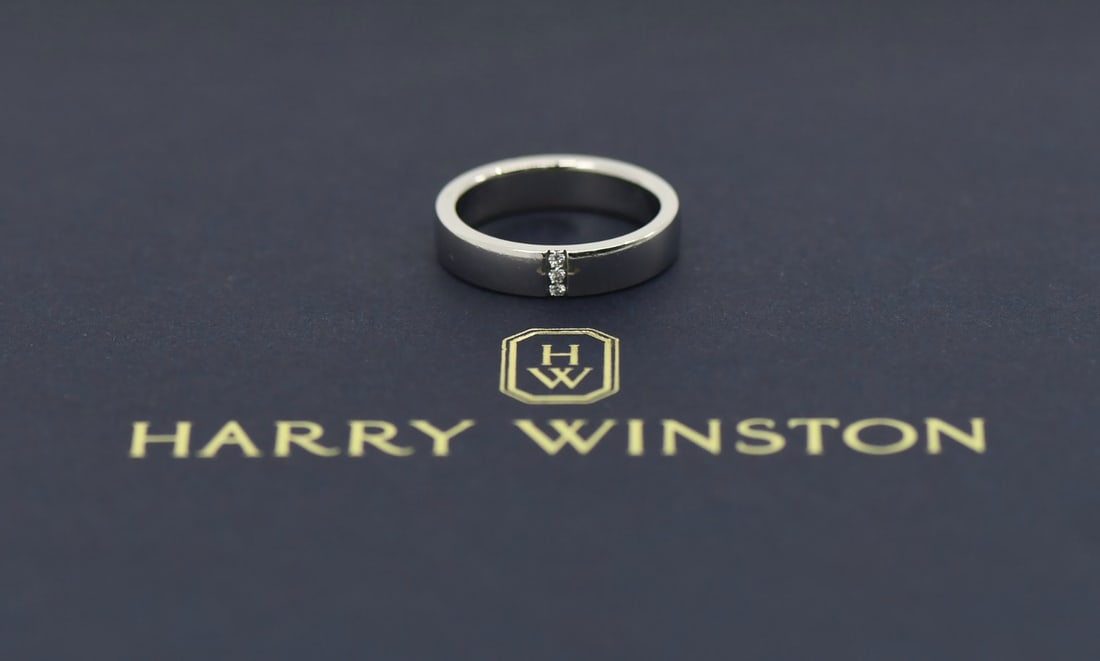 Harry Winston 950 Platinum Diamond Ring Size 6 with Certificate (1 of 4)
