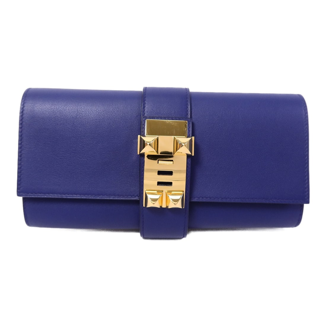 Hermes Medor Swift Leather Clutch Bleu Saphire Gold Tone: Hermes Medor Swift Leather Clutch Bleu Saphire Gold Tone Hermes Medor clutch bag in Swift leather and calfskin (cowhide), presented in Bleu Saphire / navy. Made in France, this women's regular-size cl
