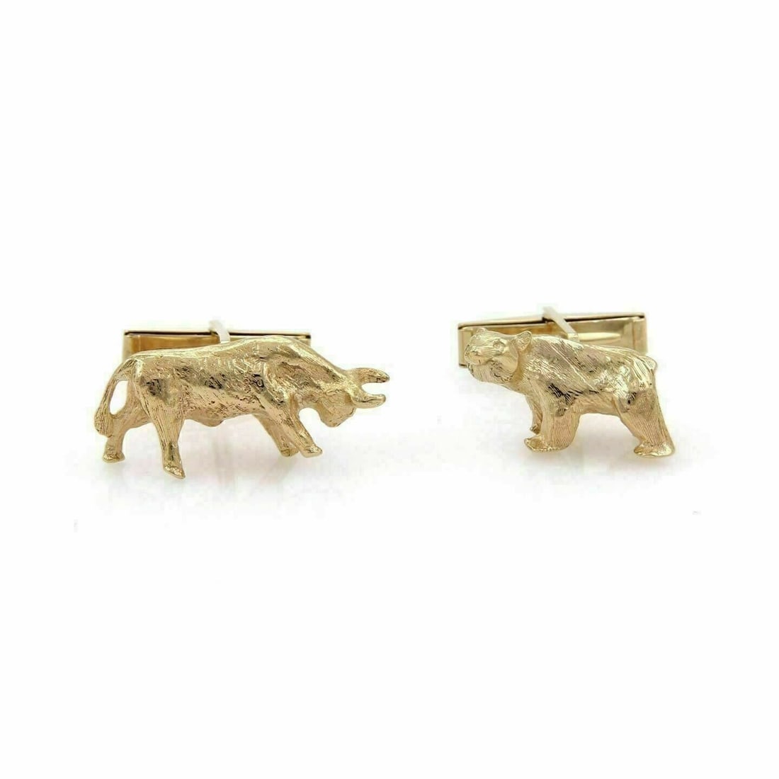 14k Yellow Gold Bull Bear Motif Cufflinks Stock Market Design: 14k Yellow Gold Bull Bear Motif Cufflinks Stock Market Design Vintage estate cufflinks crafted in solid 14k yellow gold with a bull and bear stock market motif. The design features sculptural, three-d
