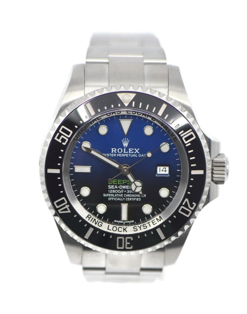 Rolex Sea-Dweller Deepsea Cameron 116660 Blue Dial Automatic Watch: Rolex Sea-Dweller Deepsea Cameron 116660 Blue Dial Automatic Watch This Rolex Sea Dweller Deepsea Cameron is a luxury men's wristwatch featuring a 44 mm polished stainless steel case and matching stai
