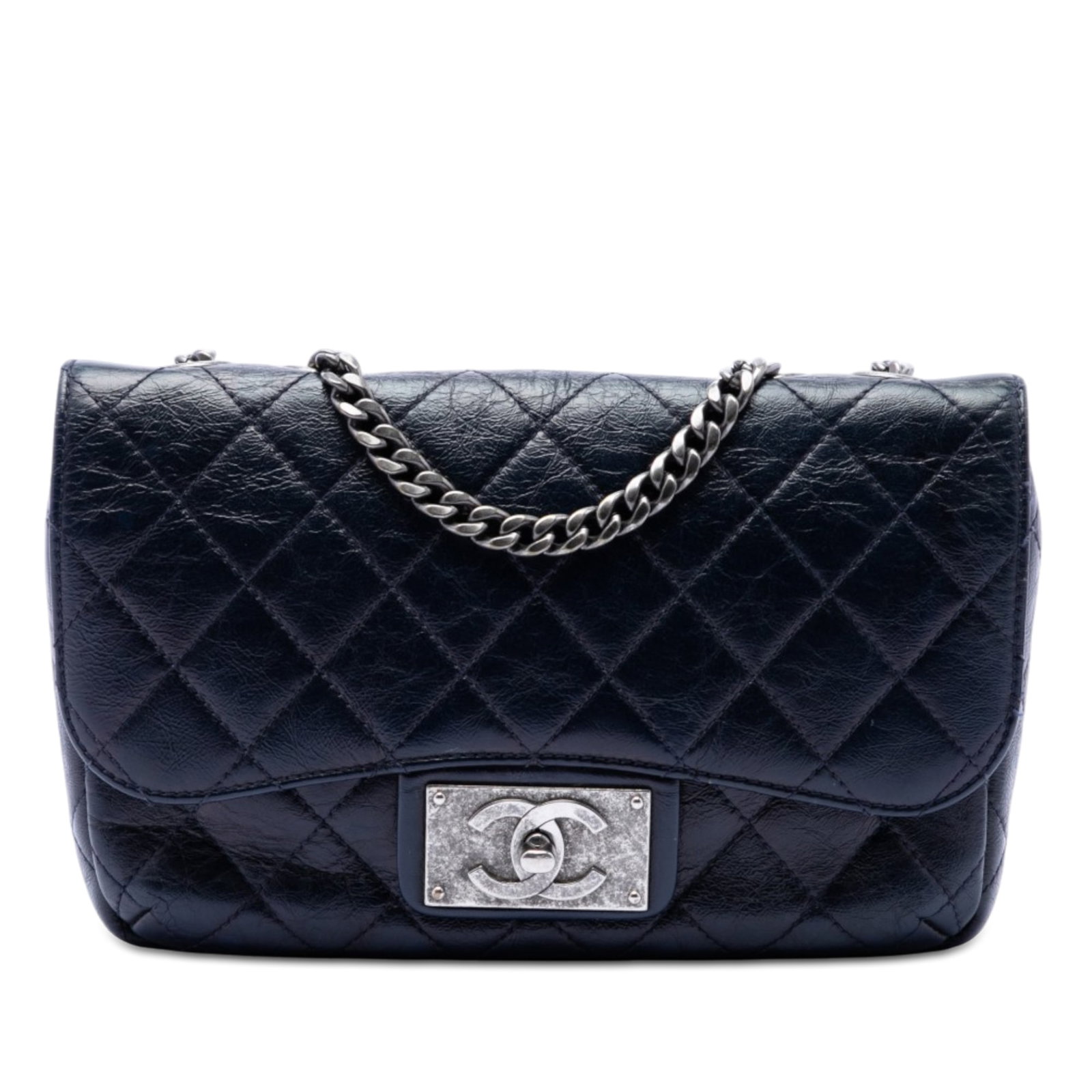 Chanel CC Plate Flap Medium Blue Quilted Glazed Calfskin Crossbody: Chanel CC Plate Flap Medium Blue Quilted Glazed Calfskin Crossbody This Chanel Medium Quilted Glazed Calfskin CC Plate Flap is a crossbody bag made in Italy. It features a quilted calfskin body, a cha