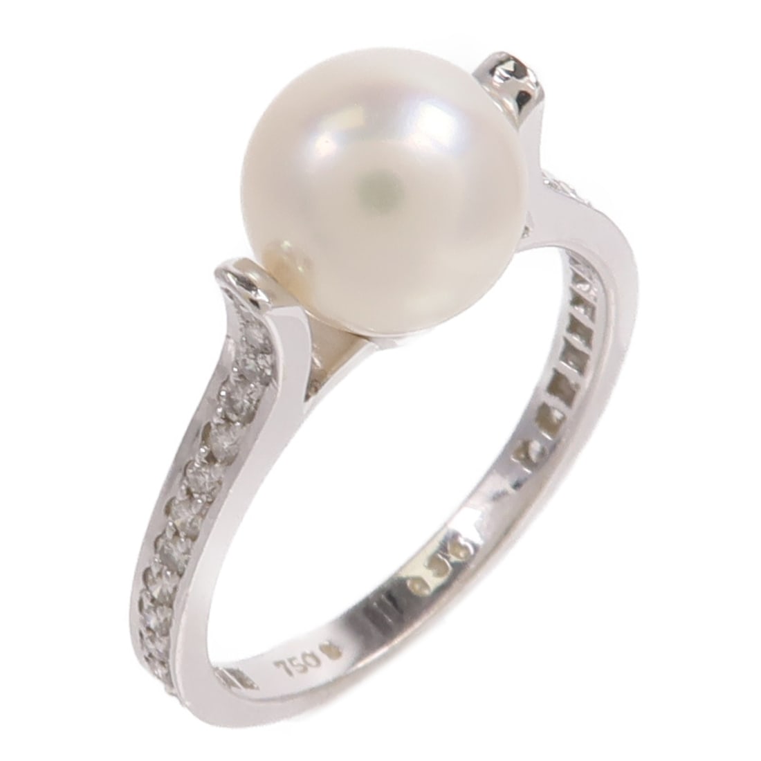 18K White Gold Pearl Diamond Ring Size 8 0.36ct: 18K White Gold Pearl Diamond Ring Size 8 0.36ct A pearl and diamond ring crafted in 18K white gold, presented in US size 8. The ring features a pearl and diamond motif with a refined 2 mm band and a v