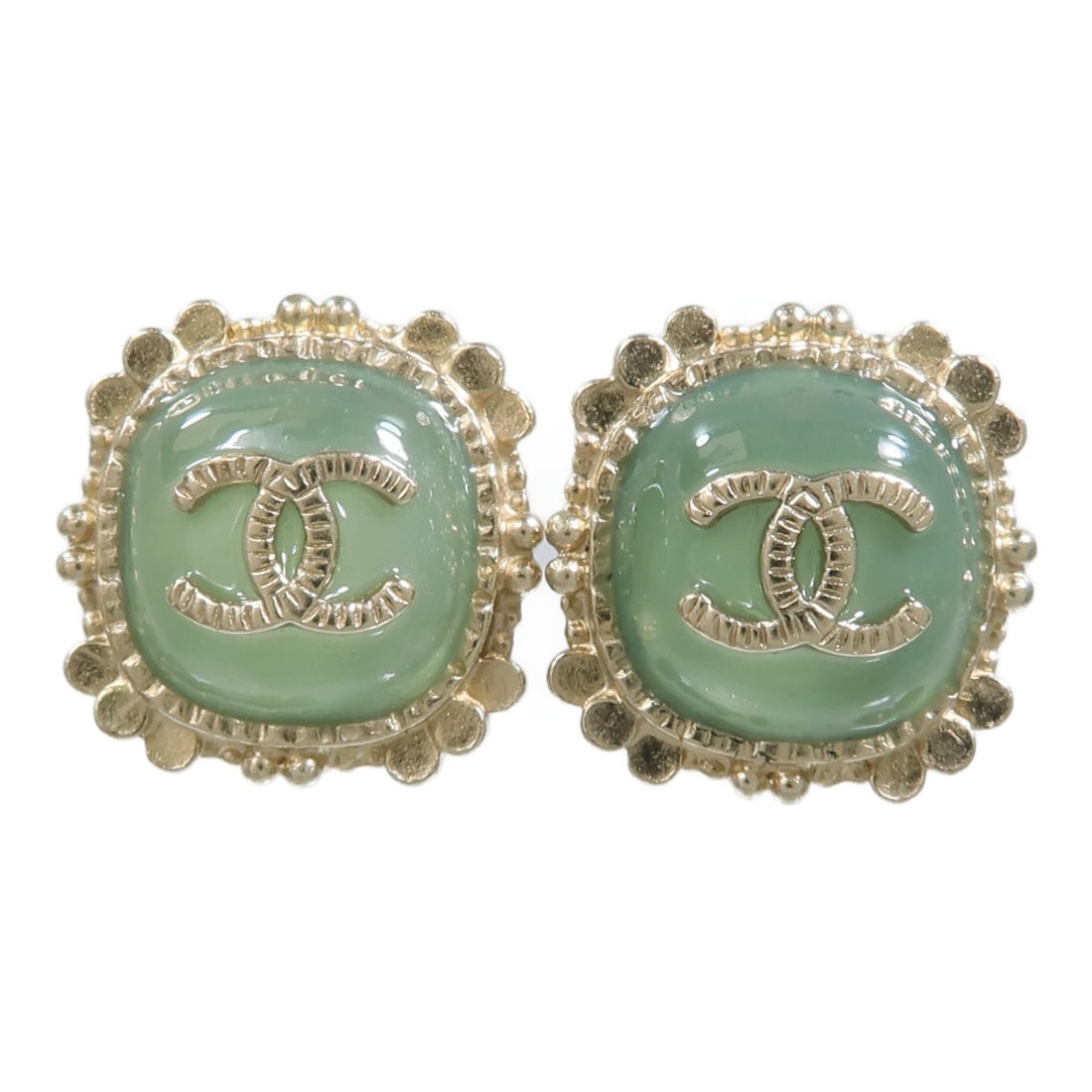 CHANEL CC Pierced Earrings Gold Green Metal: CHANEL CC Pierced Earrings Gold Green Metal CHANEL CC pierced earrings in gold and green metal. The earrings are for women and are made in France. They measure 17mm x 17mm and are in very good AB cond