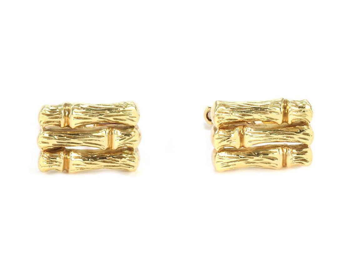 Tiffany & Co. Bamboo Cufflinks Vintage 18k Yellow Gold Signed: Tiffany & Co. Bamboo Cufflinks Vintage 18k Yellow Gold Signed Discover these exquisite cufflinks from the iconic BAMBOO Collection by Tiffany & Co. Expertly crafted in authentic 18k yellow gold, these