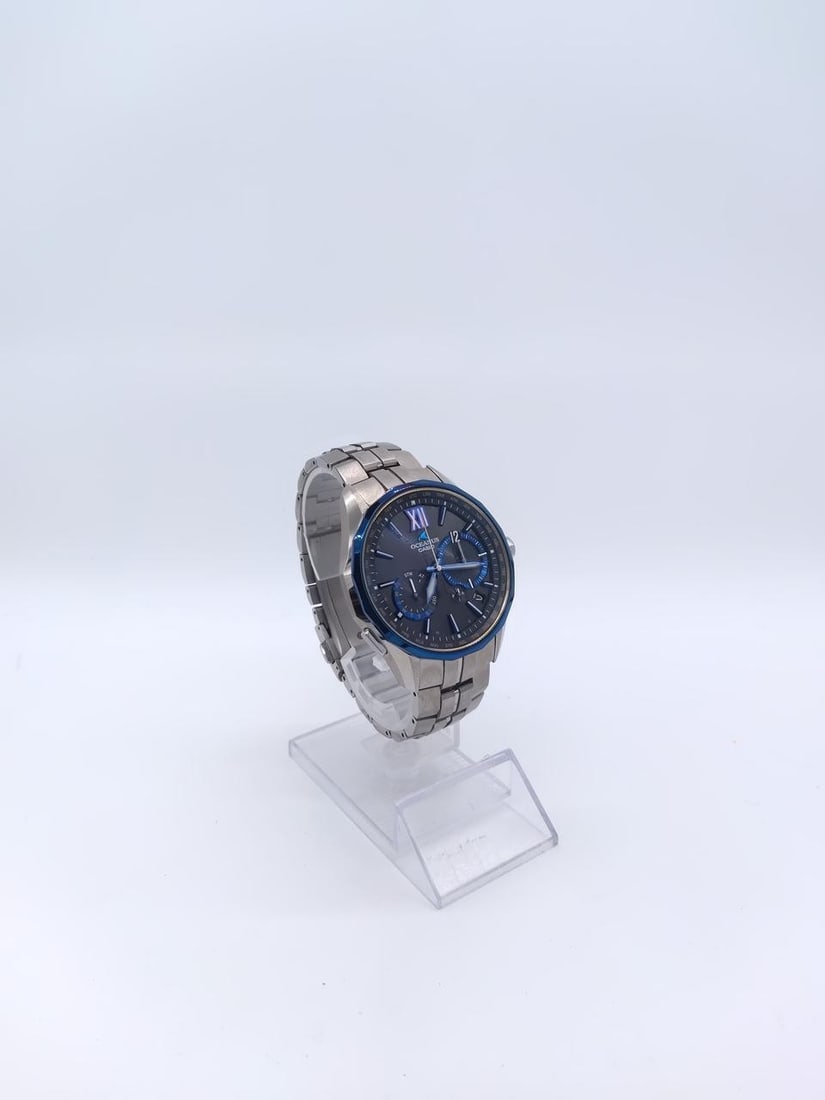 CASIO OCW-S3400 Oceanus Manta titanium solar radio-controlled wristwatch: CASIO OCW-S3400 Oceanus Manta titanium solar radio-controlled wristwatch Pre-owned CASIO Oceanus Manta wristwatch, model OCW-S3400, with a solar-powered radio-controlled movement. It is a men's watch 