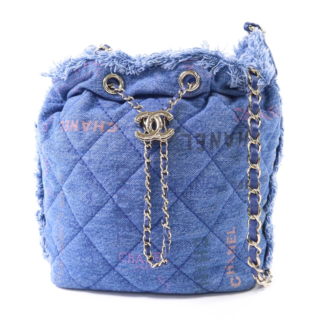 CHANEL Mood Chain Bucket Shoulder Bag Blue Denim GHW: CHANEL Mood Chain Bucket Shoulder Bag Blue Denim GHW CHANEL shoulder bag in blue denim with a chain design and gold-tone hardware. The bag is a bucket style with one open inside pocket and comes with 