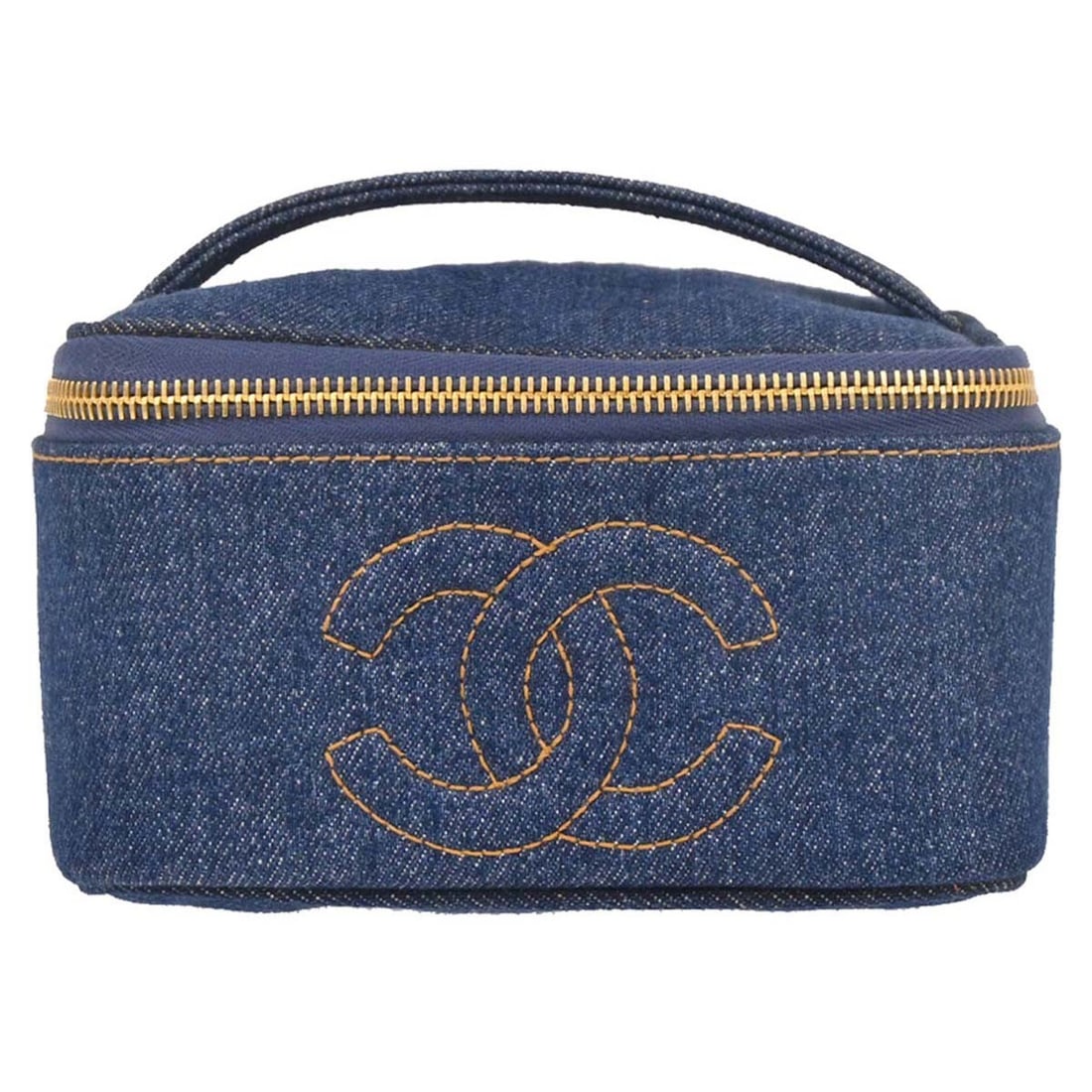 CHANEL Vanity Denim Handbag in Blue Made in Italy: CHANEL Vanity Denim Handbag in Blue Made in Italy Chanel vanity handbag in blue denim with a structured compact silhouette and zip closure. Made in Italy, this women's bag shows very good condition ov