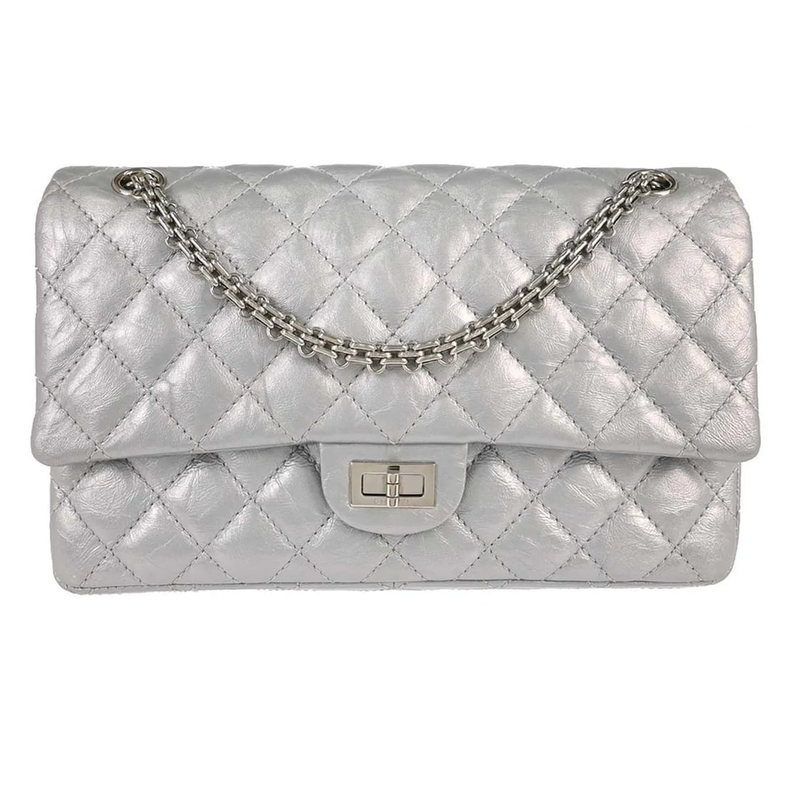 Chanel 2.55 Reissue quilted aged calfskin flap bag: Chanel 2.55 Reissue quilted aged calfskin flap bag This Chanel Reissue 2.55 Double Compartment Flap Bag is crafted from quilted aged calfskin in a sophisticated silver color. Designed for women, it fe