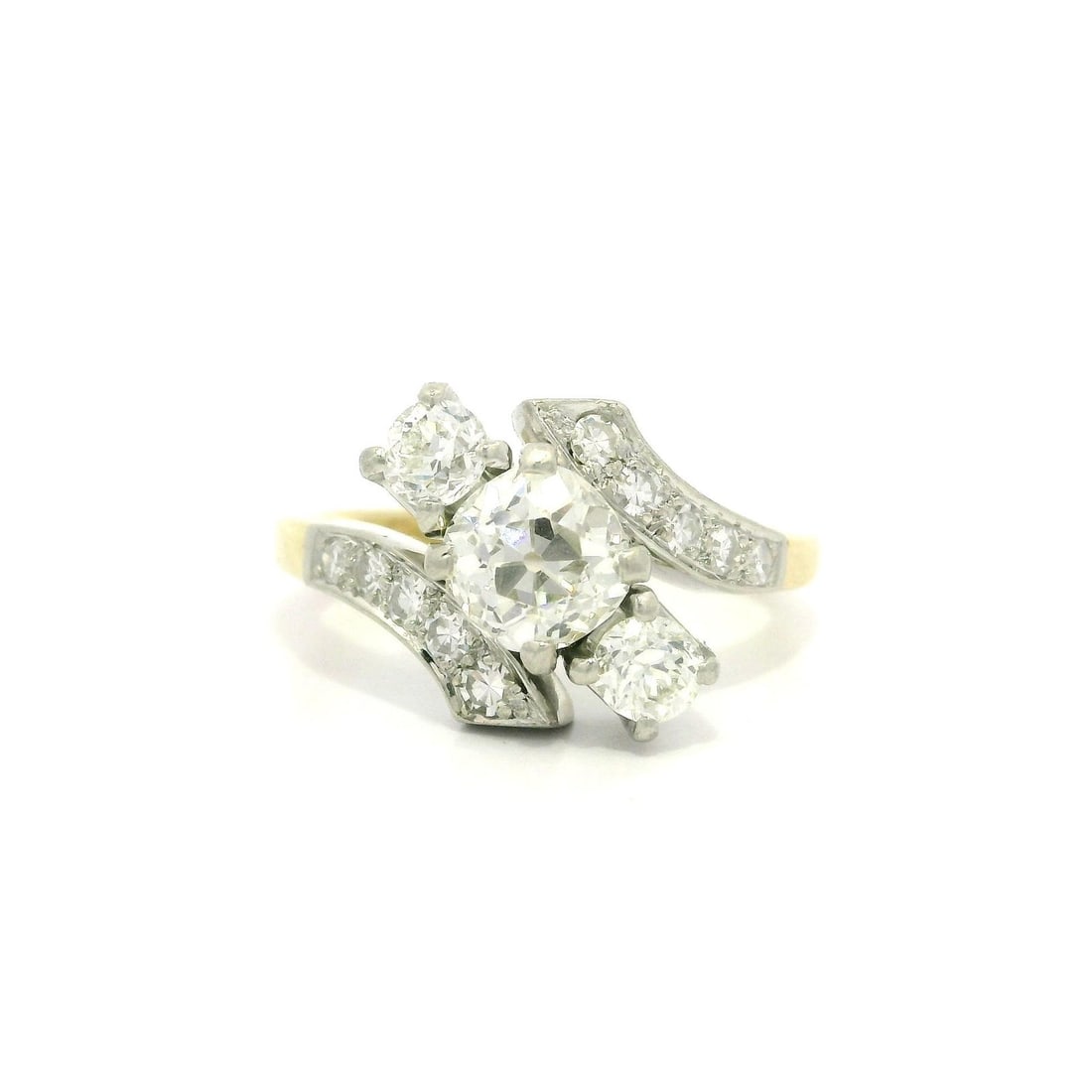 Antique 14k Yellow Gold Platinum Old Mine Cut Diamond Ring 1.22ctw: Antique 14k Yellow Gold Platinum Old Mine Cut Diamond Ring 1.22ctw This stunning antique ring features a luxurious combination of 14k yellow gold and platinum, showcasing a total diamond weight of 1.2