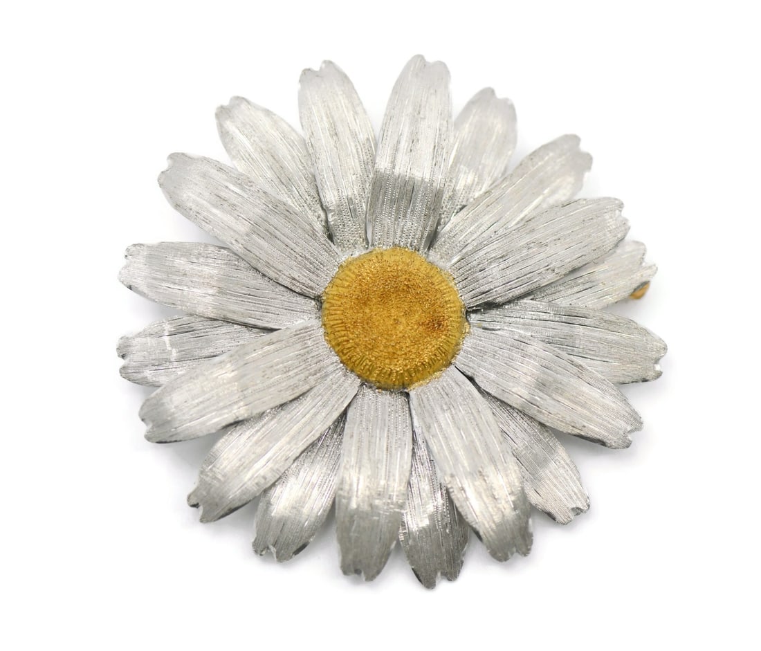Sunflower Motif 18K White Gold Brooch by Buccellati: Sunflower Motif 18K White Gold Brooch by Buccellati This Buccellati brooch is crafted in Italy from 18K white gold with a multi-tone gold design. Shaped in the form of a sunflower, the brooch does not