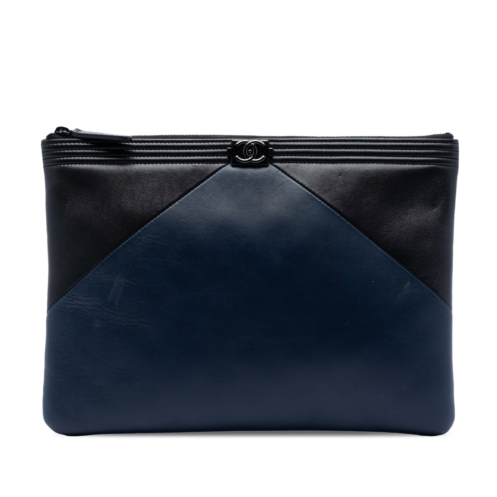 Medium Boy O Case Blue Quilted Lambskin Clutch by Chanel: Medium Boy O Case Blue Quilted Lambskin Clutch by Chanel This Chanel Medium Bicolor Lambskin Boy O Case Clutch features a quilted lambskin leather body in blue with a top zip closure. Crafted in