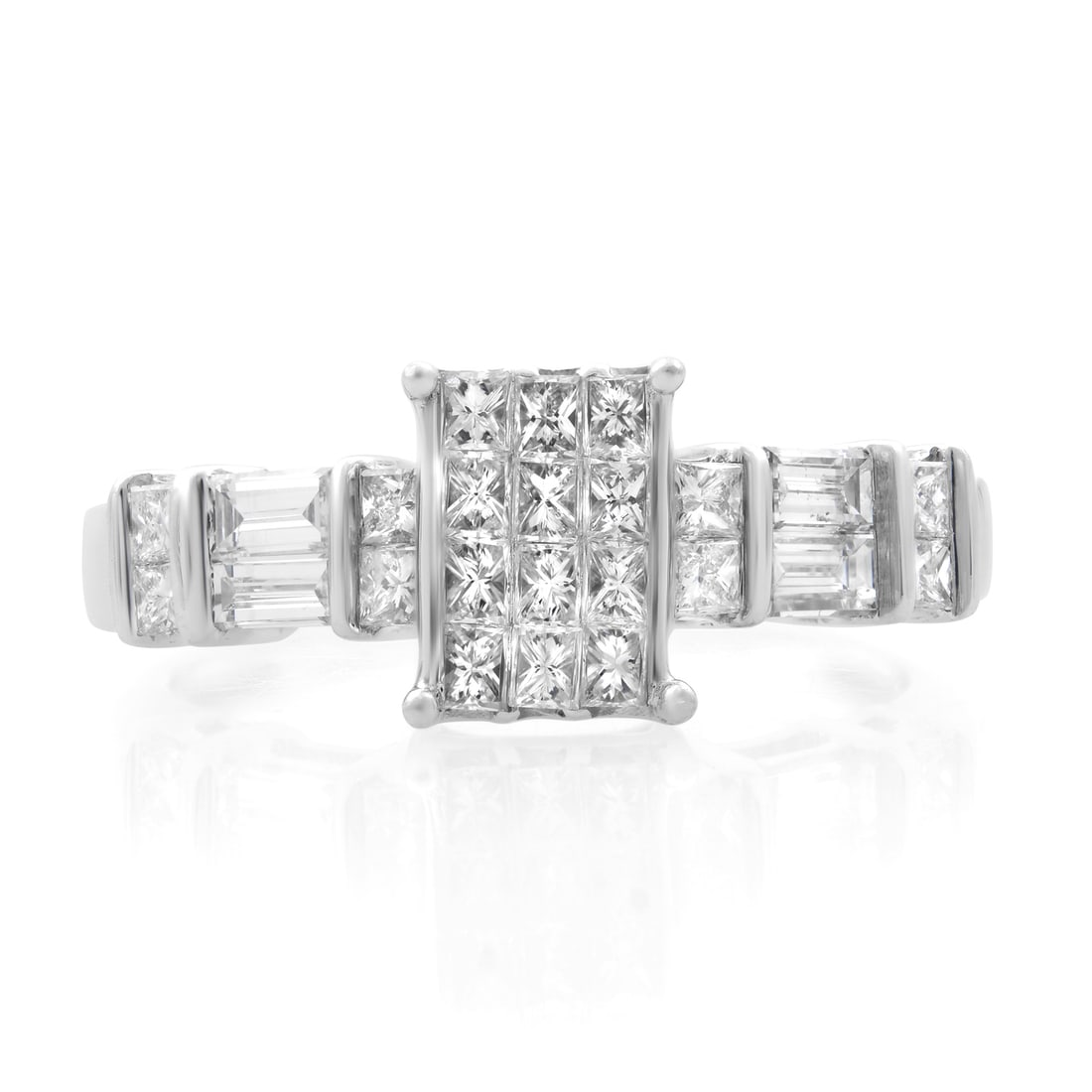 Rachel Koen 0.75Cttw Diamond Engagement Ring 14K White Gold Size 7: Rachel Koen 0.75Cttw Diamond Engagement Ring 14K White Gold Size 7 This exquisite engagement ring by Rachel Koen is meticulously crafted from 14K white gold. The centerpiece features stunning princess