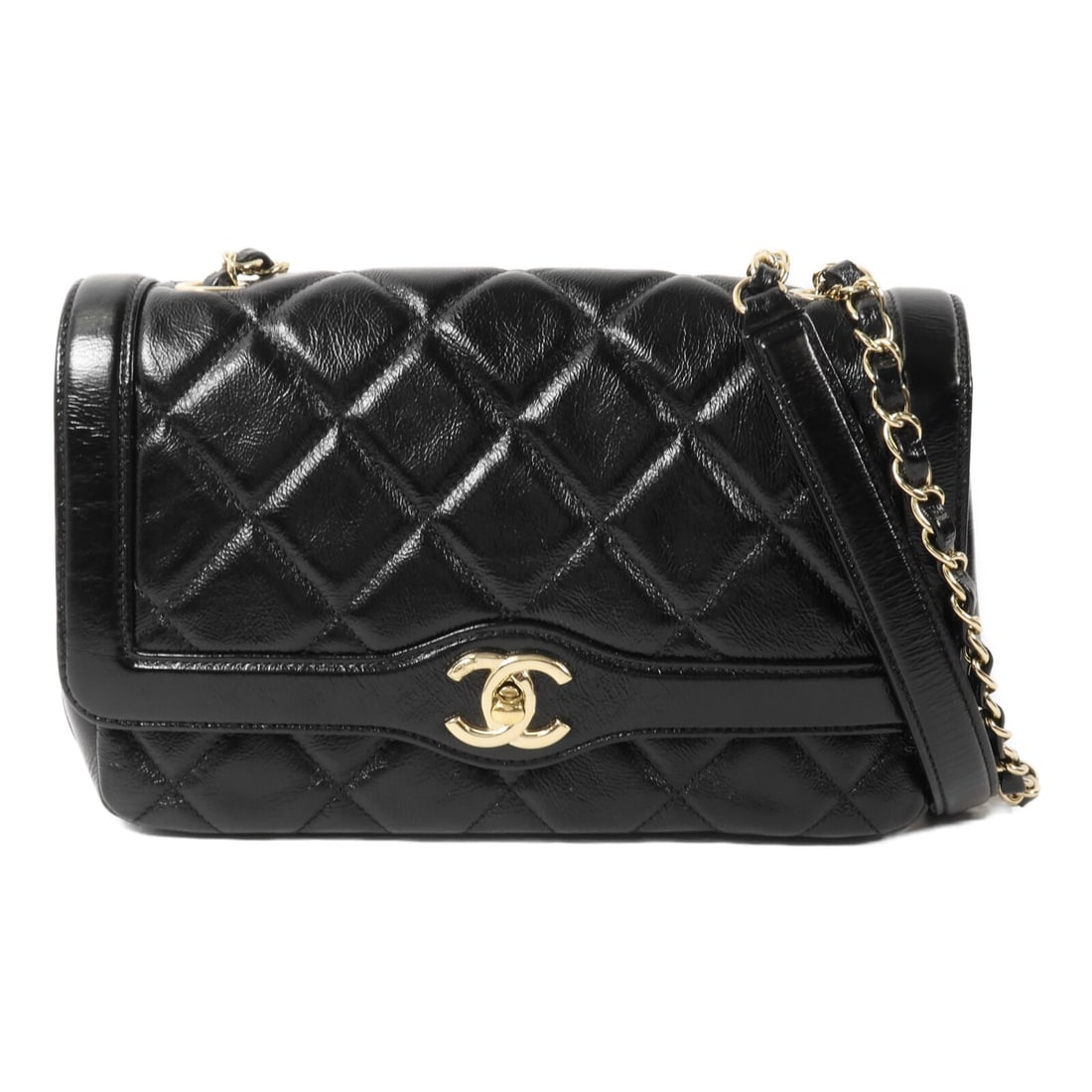 CHANEL AS1222 Patent Leather Chain Shoulder Bag Black: CHANEL AS1222 Patent Leather Chain Shoulder Bag Black CHANEL CC GHW Chain Shoulder Bag AS1222 in black patent leather. It features a turn-lock closure, a magnetic outside pocket, an inside open pocket