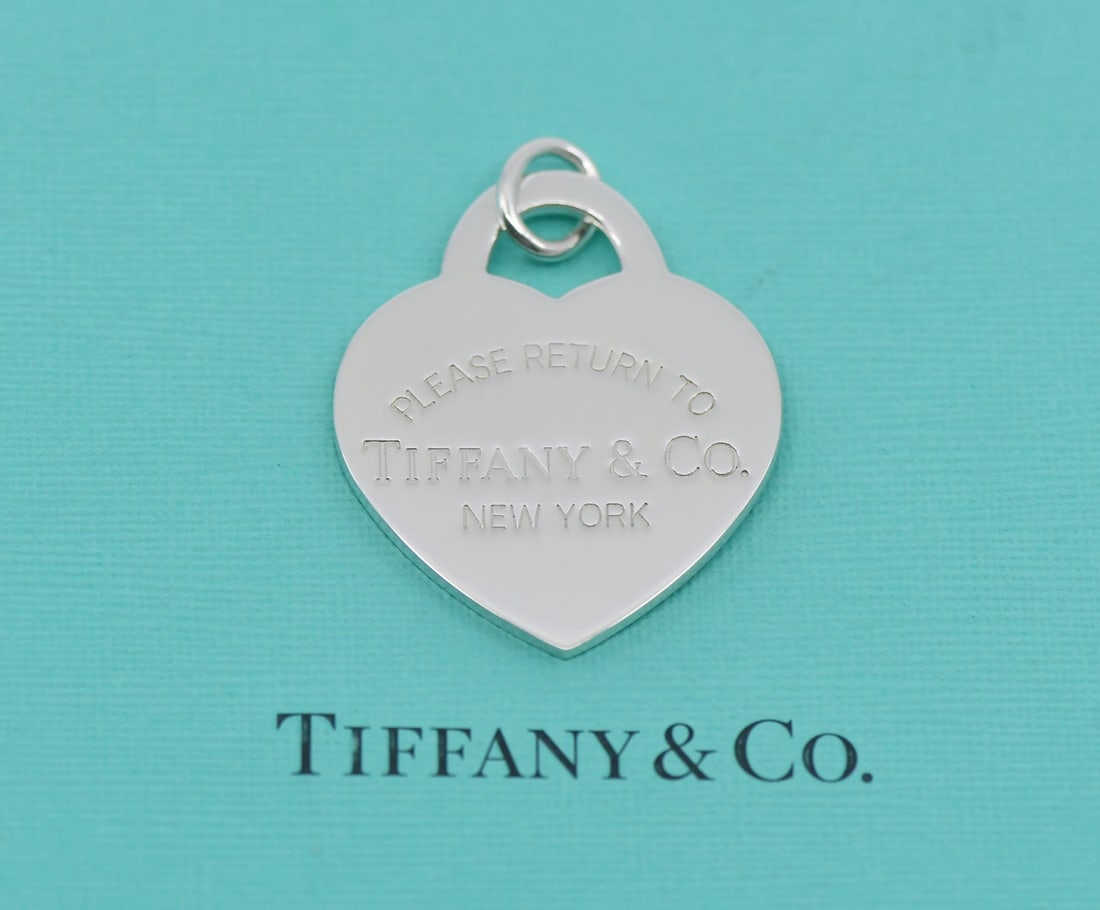 Extra Large 925 Sterling Silver Return to Tiffany Pendant (1 of 3)