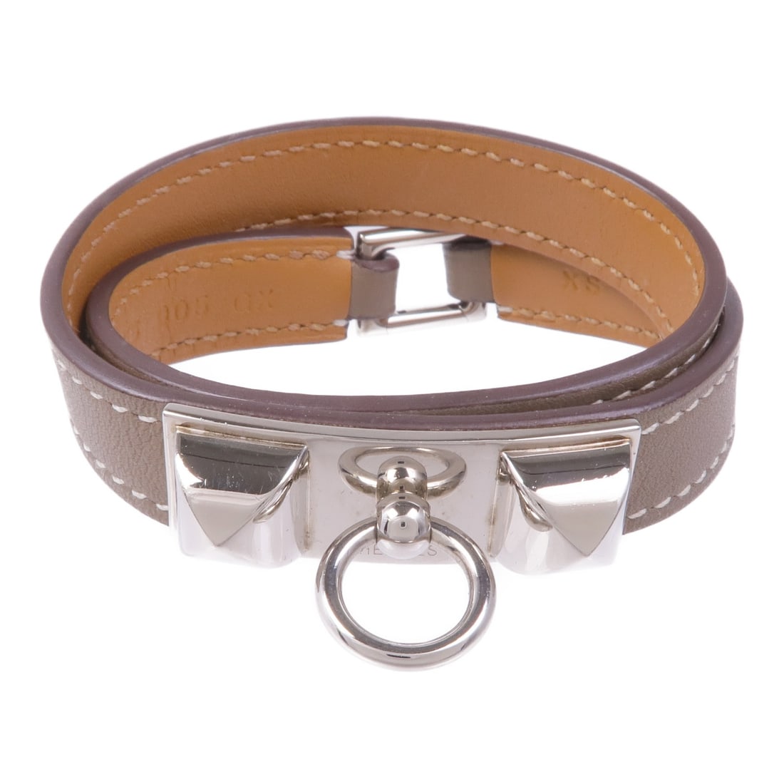 Hermes Rivale Double Tour Bracelet Etoupe Swift Calfskin PHW: Hermes Rivale Double Tour Bracelet Etoupe Swift Calfskin PHW Hermes PHW Rivale Double Tour Bracelet in Veau Swift leather, presented in Etoupe gray. It is a women's bracelet with a regular size type a