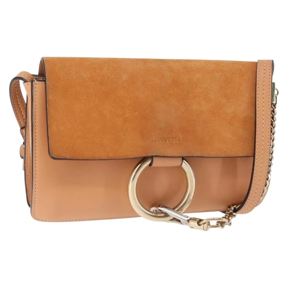 Chloe Faye beige leather suede shoulder bag: Chloe Faye beige leather suede shoulder bag The Chloe Faye Shoulder Bag features a combination of leather and suede in a beige color. Designed for women, this pre-owned bag shows signs of use includin