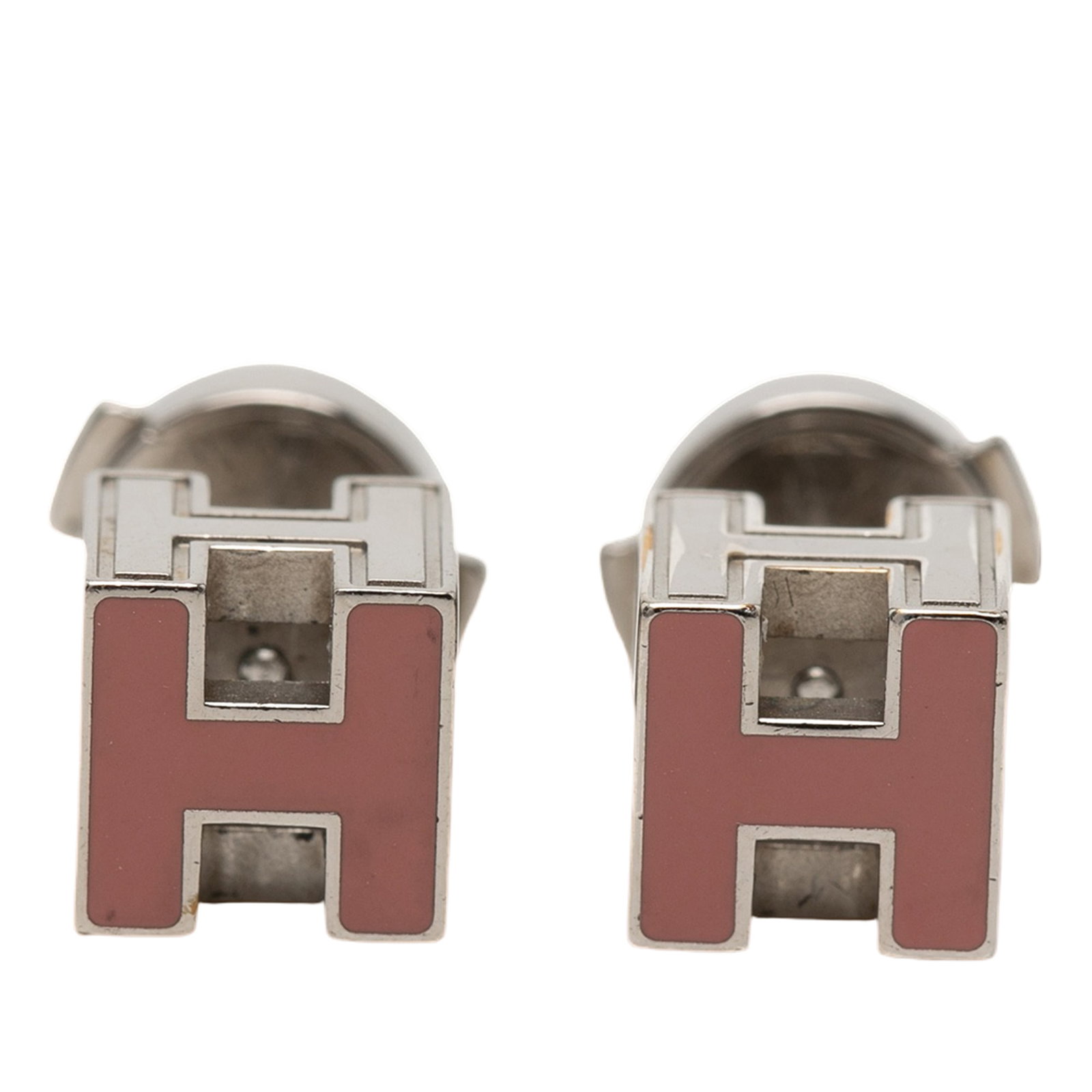 Hermes Pink Enamel Palladium Plated Cage Cube Earrings: Hermes Pink Enamel Palladium Plated Cage Cube Earrings These Hermes earrings feature a distinctive cube design crafted from enamel and palladium-plated metal. They are equipped with secure push back c