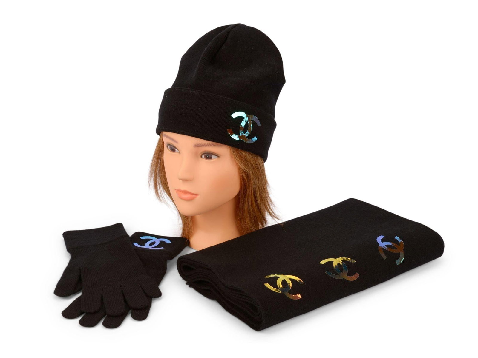 Chanel cashmere winter accessory set beanie scarf and gloves: Chanel cashmere winter accessory set beanie scarf and gloves Elevate your winter wardrobe with this elegant Chanel accessory set, crafted from luxurious black cashmere. This set features an iridescent