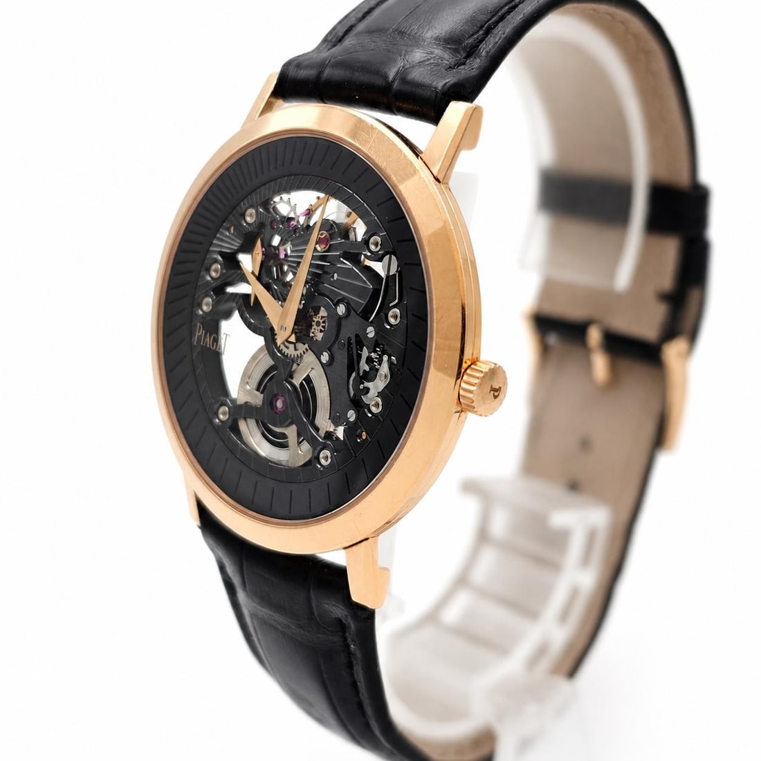 Piaget Altiplano 40mm Rose Gold Skeleton Manual Wind Watch: Piaget Altiplano 40mm Rose Gold Skeleton Manual Wind Watch This Piaget Altiplano 40MM wristwatch features a sophisticated skeleton dial design set in an 18k rose gold case. The manual movement is equi