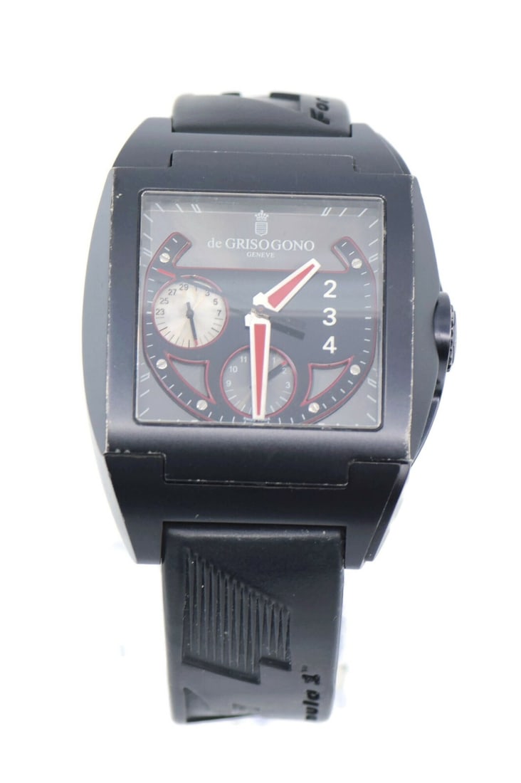 De Grisogono Power Breaker Black Rubber Stainless Steel Watch 41mm Authentic: De Grisogono Power Breaker Black Rubber Stainless Steel Watch 41mm Authentic Introducing the De Grisogono Power Breaker Black Stainless Steel Watch, a stunning timepiece that combines elegance with ro