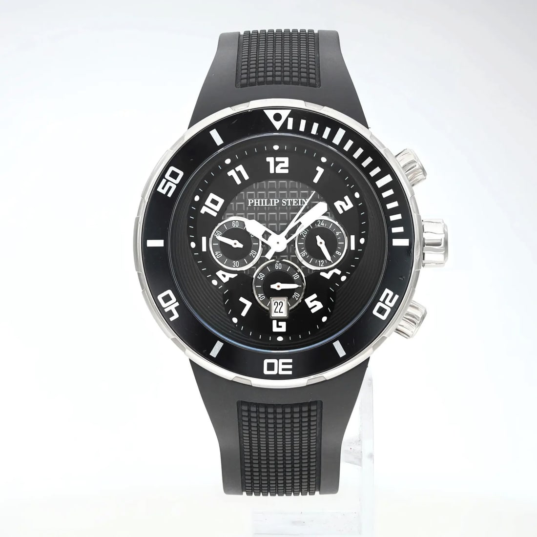 Philip Stein Extreme 46mm Black Dial Quartz Watch with GMT Bezel: Philip Stein Extreme 46mm Black Dial Quartz Watch with GMT Bezel Discover the Philip Stein Extreme, a striking 46mm men's wristwatch crafted from stainless steel. This casual timepiece features a slee