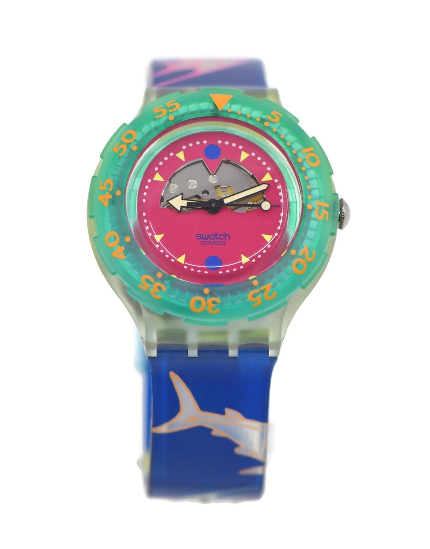 Swatch Medusa Scuba Plastic Watch SDK102 Authentic with Box: Swatch Medusa Scuba Plastic Watch SDK102 Authentic with Box Introducing the Swatch Medusa Scuba Plastic Watch SDK102, a stylish and functional wristwatch designed for those who appreciate quality and 