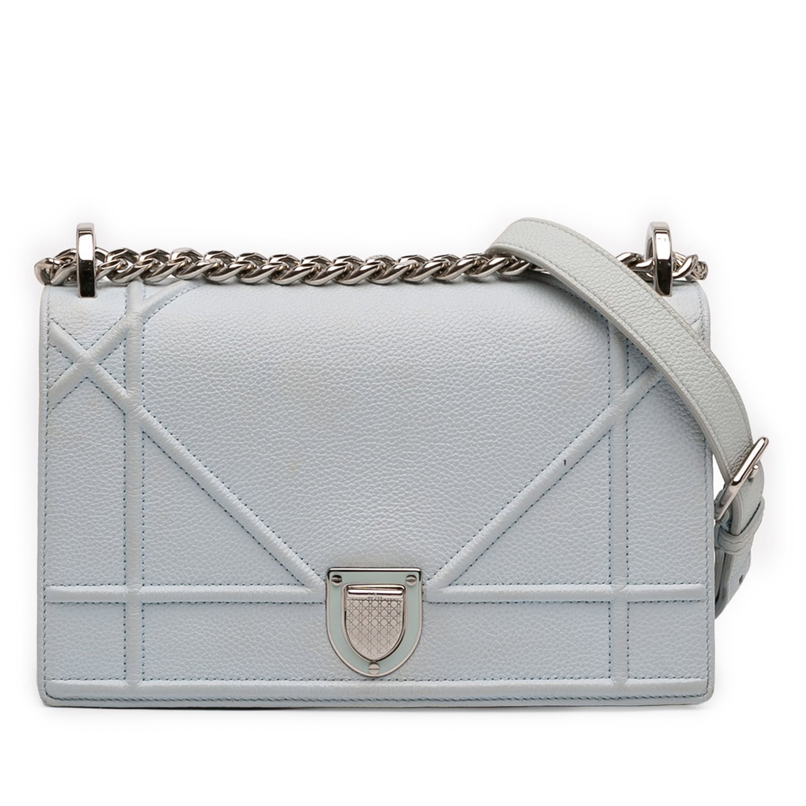 Dior Diorama Small Grained Calfskin Shoulder Bag Blue: Dior Diorama Small Grained Calfskin Shoulder Bag Blue This Dior Diorama flap bag is crafted in grained calfskin leather and features a curb chain shoulder strap, a front flap with push-lock closure, a