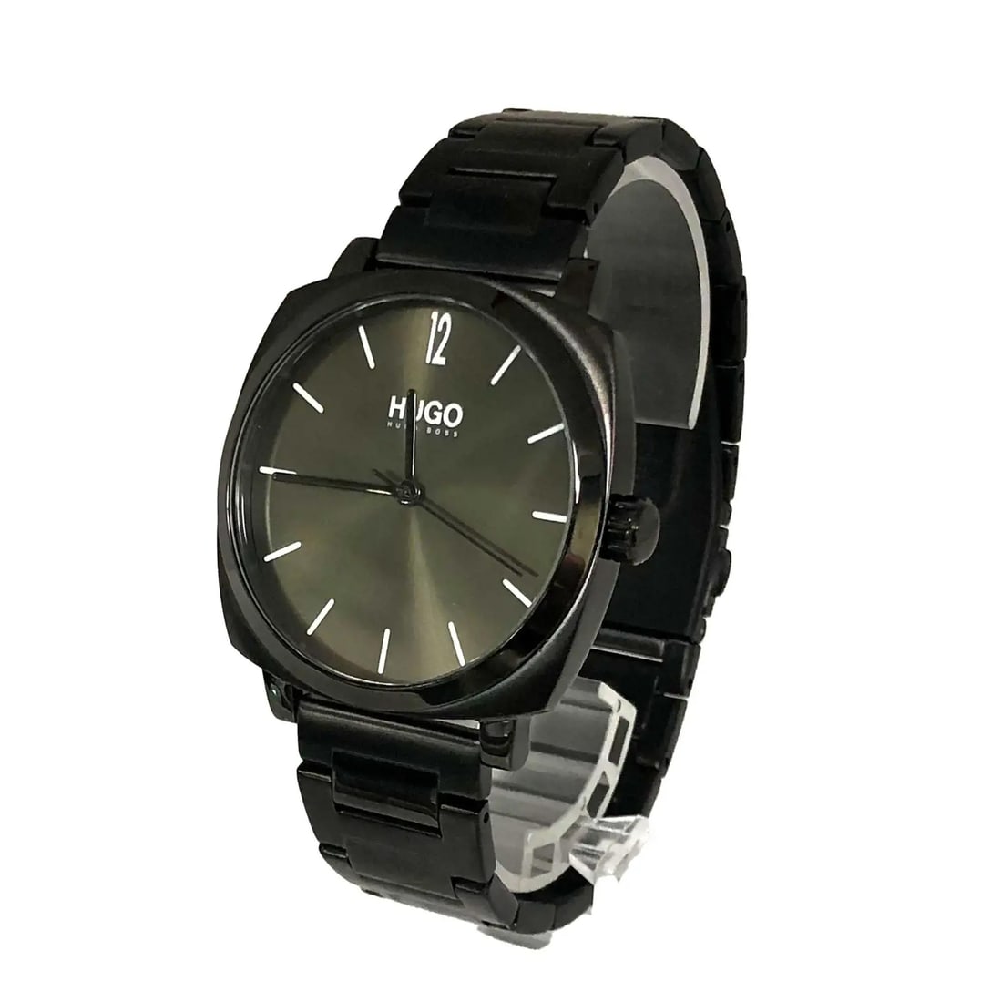 Hugo Boss 1530081 40mm Quartz Stainless Steel Men's Watch: Hugo Boss 1530081 40mm Quartz Stainless Steel Men's Watch This Hugo Boss men's wristwatch features a 40mm stainless steel case with a dark green analog dial and stick hour markers. It is powered by a 