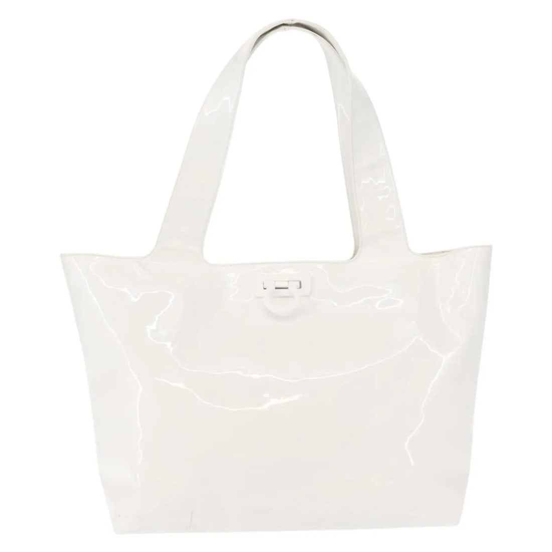 Salvatore Ferragamo Gancini Patent Leather Tote Bag White: Salvatore Ferragamo Gancini Patent Leather Tote Bag White Salvatore Ferragamo Gancini Tote in white patent leather, designed for women. This tote is made in Italy and measures 37 cm x 25 cm x 12 cm. I