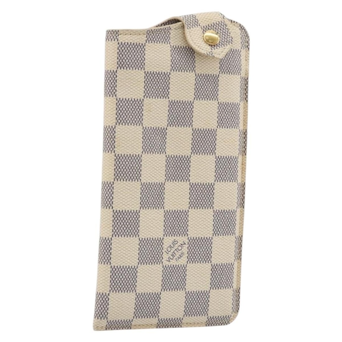 Louis Vuitton N60025 Damier Azur Canvas Eyeglasses Case with Dust Bag Box: Louis Vuitton N60025 Damier Azur Canvas Eyeglasses Case with Dust Bag Box Louis Vuitton Damier Azur Etui A Lunettes MM glasses case in Damier Azur canvas, made in France. It comes with a dust bag and 