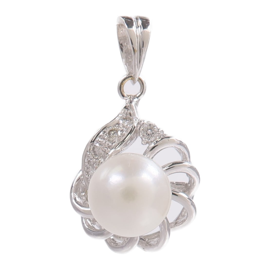 18K White Gold Pearl and Diamond Pendant Top (1 of 6)
