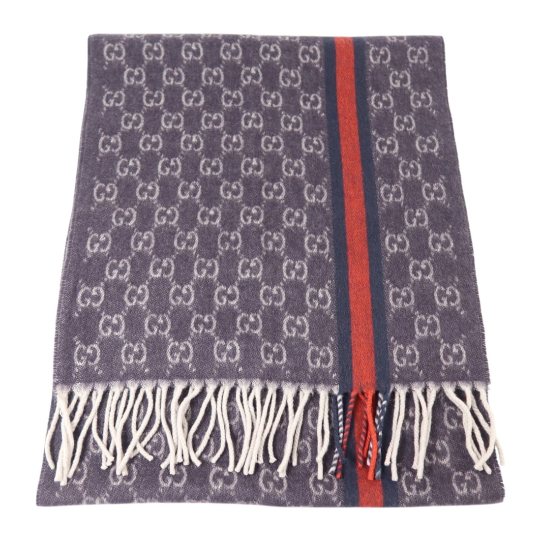 GUCCI 391530 GG SC Doubly G Cashmere Scarf 176.5X35.5 Gray Red: GUCCI 391530 GG SC Doubly G Cashmere Scarf 176.5X35.5 Gray Red A Gucci GG SC Doubly G scarf in cashmere, presented in dark grey, grey, and red. It measures 176.5 cm x 35.5 cm and is identified with mo