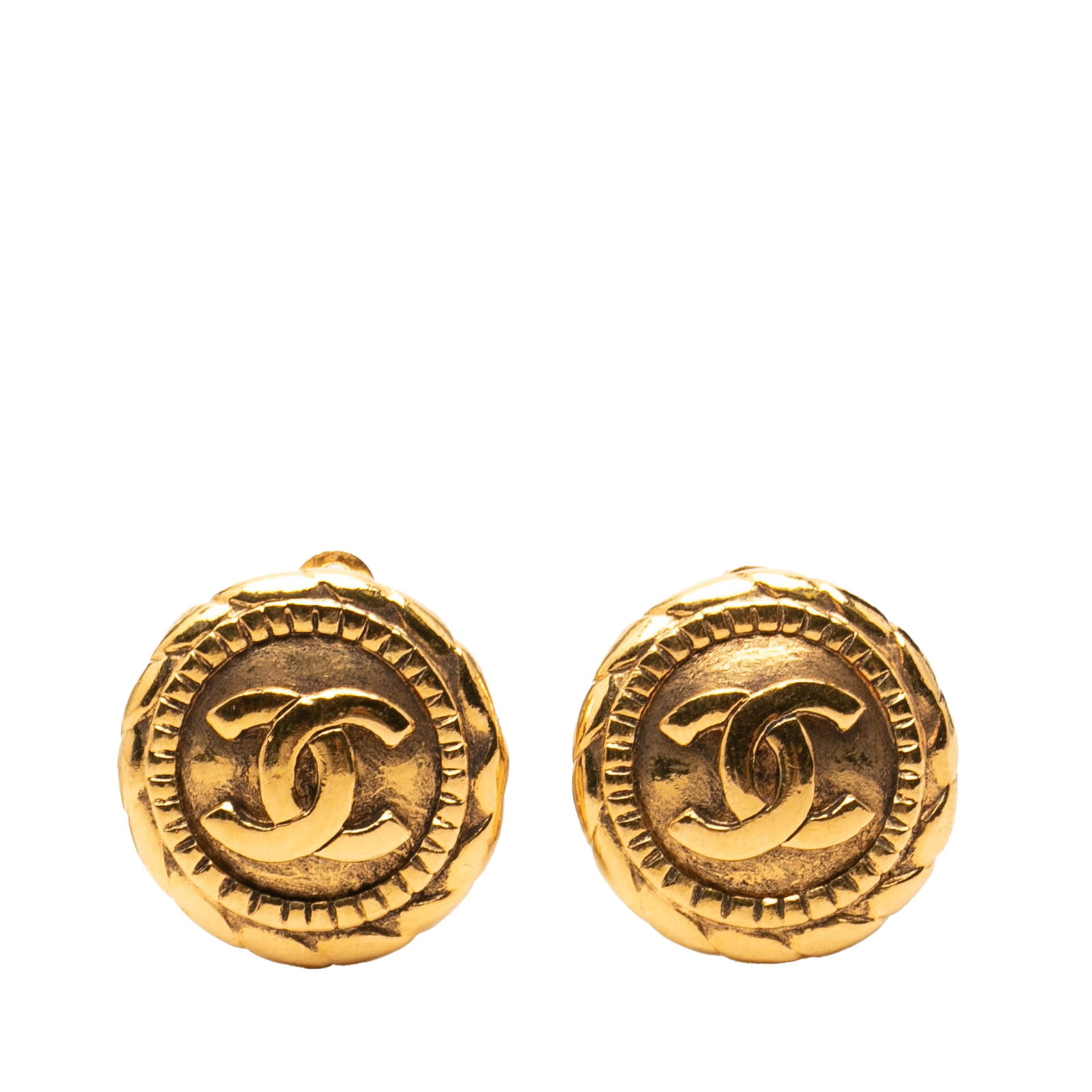 Chanel CC Round Clip On Earrings Gold Tone Metal: Chanel CC Round Clip On Earrings Gold Tone Metal Round clip-on earrings with a gold tone metal finish and the Chanel CC motif. This costume jewelry pair is made in France and includes the box. Conditi