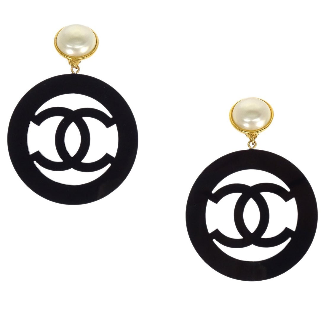 Chanel Clip-On Hoop Earrings with CC Dangle Faux Pearl Gold Tone: Chanel Clip-On Hoop Earrings with CC Dangle Faux Pearl Gold Tone Chanel hoop clip-on earrings with CC dangle accents and artificial pearl detailing. Finished in gold tone, this pair is made in France 