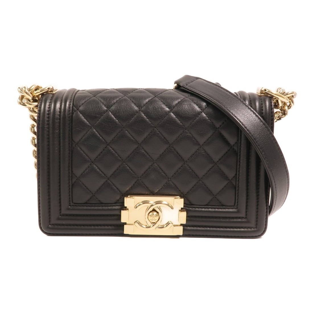 Chanel Boy 20 A67085 Black Lambskin Chain Shoulder Bag GHW: Chanel Boy 20 A67085 Black Lambskin Chain Shoulder Bag GHW CHANEL CC Boy 20 chain shoulder bag in black lambskin (sheep leather) with gold-tone hardware. Model A67085, featuring a flap pocket and one 