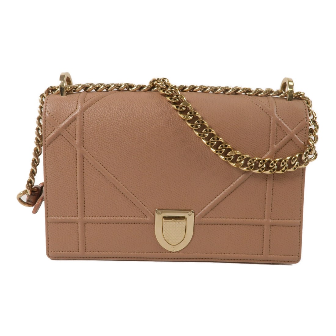 Dior Diorama pink calfskin chain shoulder bag with GHW: Dior Diorama pink calfskin chain shoulder bag with GHW A Diorama chain shoulder bag by Christian Dior in pink calfskin (cowhide) leather with gold hardware. It features a flap closure, one open interi