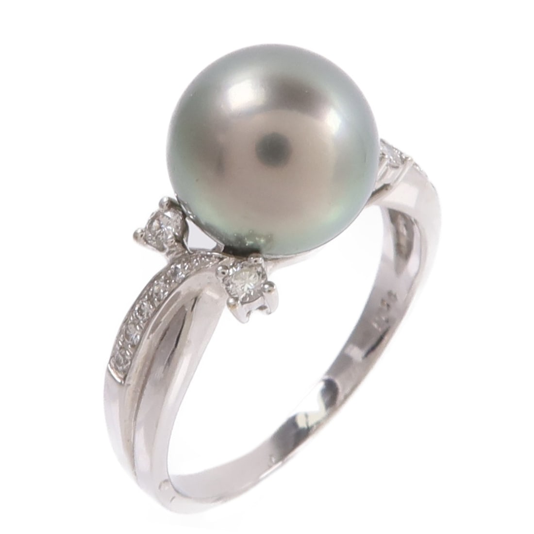 K18WG Pearl Diamond Ring Gray 0.14ct Size 6.75: K18WG Pearl Diamond Ring Gray 0.14ct Size 6.75 A ring featuring a pearl and diamond design in K18WG white gold. The piece is gray in color and has a motif measuring 11 mm wide by 9 mm high. It is size