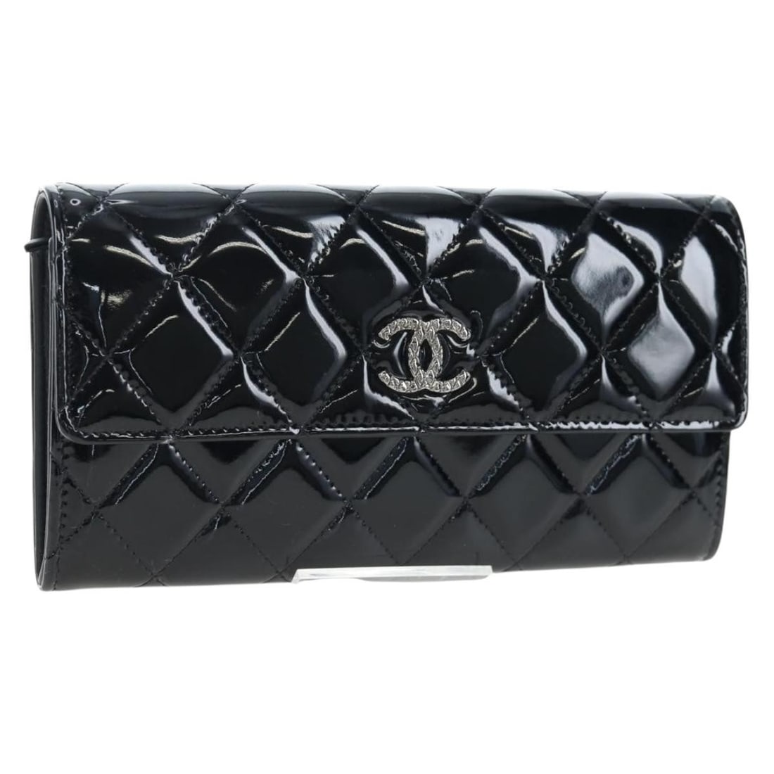 CHANEL Brilliant Matelasse patent long wallet black silver tone: CHANEL Brilliant Matelasse patent long wallet black silver tone Chanel Brilliant Matelasse long wallet in black and silver enamel, made in Italy. It comes with a dust bag, item box, and guarantee card