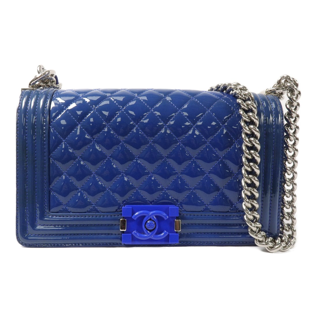 CHANEL Boy 25 Patent Leather Chain Shoulder Bag Blue SHW: CHANEL Boy 25 Patent Leather Chain Shoulder Bag Blue SHW CHANEL Boy 25 chain shoulder bag in blue patent leather with silver-tone hardware. It features a flap and one open interior pocket. The bag com