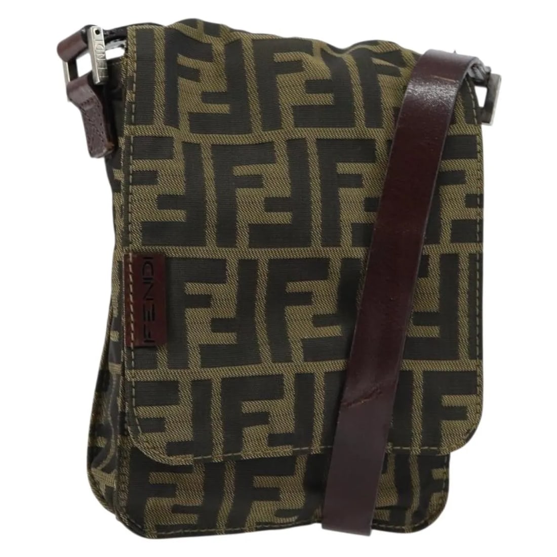 Brown Fendi Zucca Canvas Flat Messenger Bag 5x19x5cm: Brown Fendi Zucca Canvas Flat Messenger Bag 5x19x5cm This pre-owned Fendi Flat Messenger Bag for women features the iconic Zucca canvas in brown. It exhibits notable wear including surface rubbing, sl