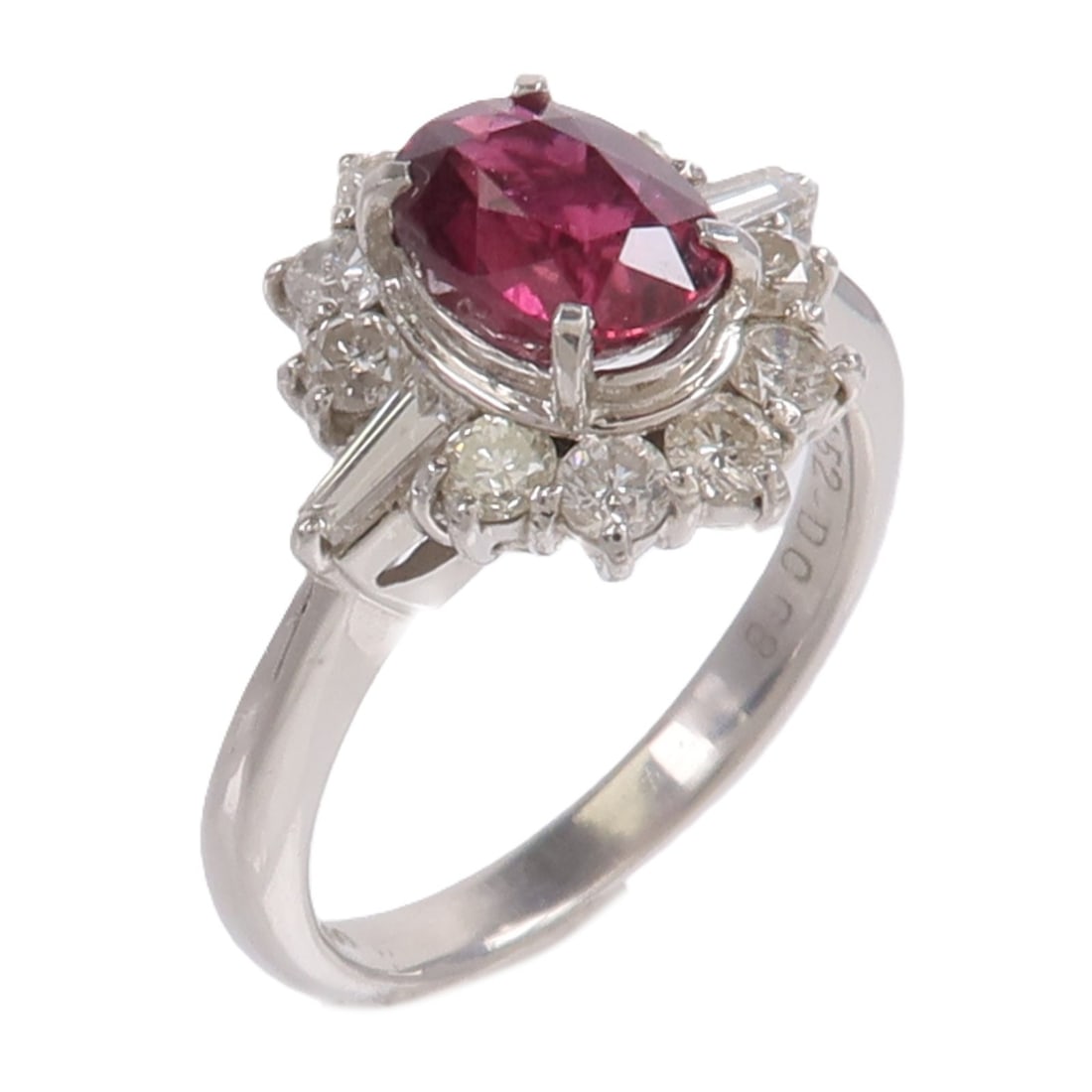 Pt900 Platinum Ruby Diamond Ring 1.52ct 0.68ct Size 5.25: Pt900 Platinum Ruby Diamond Ring 1.52ct 0.68ct Size 5.25 Ruby and diamond ring in PT900 platinum, featuring a red ruby and diamond accents. The ring is size US 5.25 and is described as in very good AB
