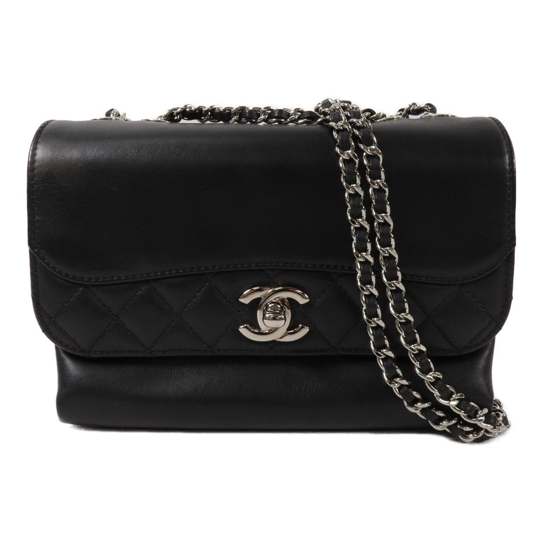 CHANEL CC Lambskin Chain Shoulder Bag Black Silver Tone Hardware: CHANEL CC Lambskin Chain Shoulder Bag Black Silver Tone Hardware CHANEL CC SHW Chain Shoulder Bag in black lambskin leather. It features a chain shoulder strap, turn lock closure, and an interior open