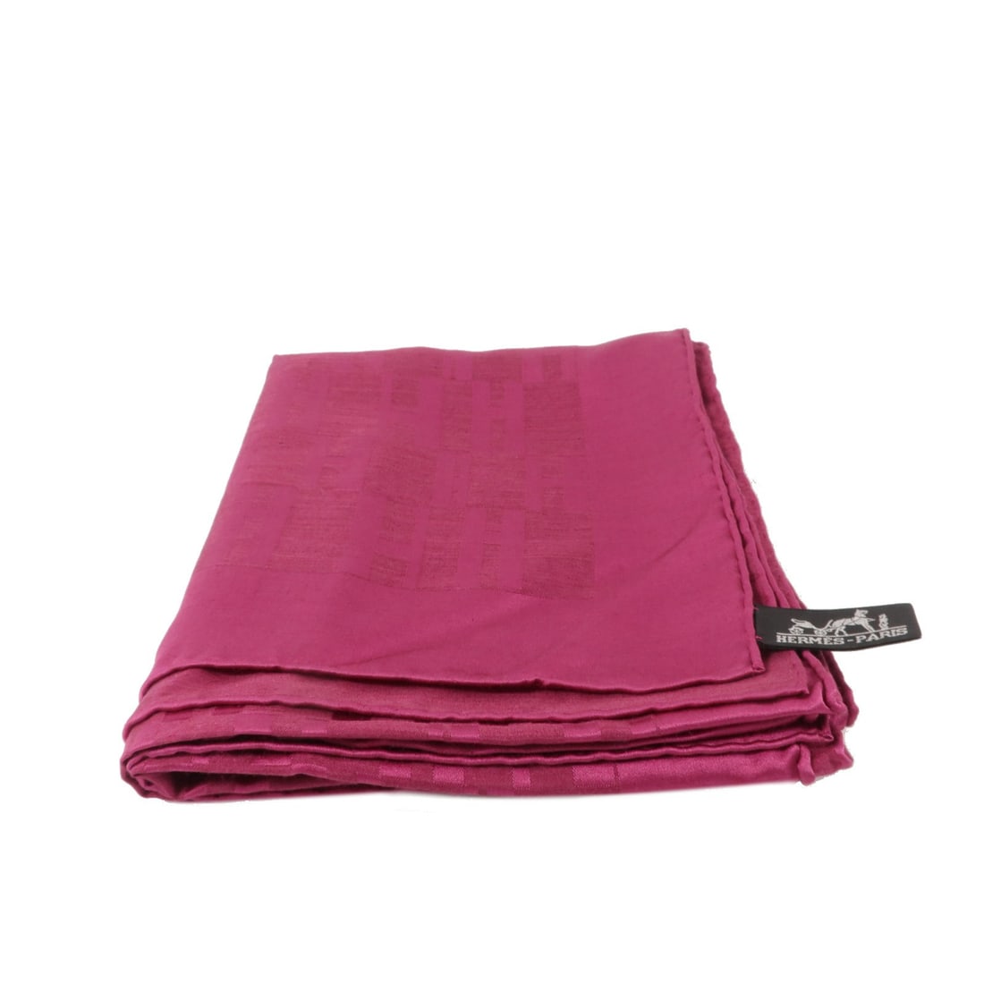 HERMES Pink Scarf Silk Wool Blend 180cm x 70cm: HERMES Pink Scarf Silk Wool Blend 180cm x 70cm Hermes scarf in pink, presented as a cashmere and silk scarf with a pink x pink colorway. The item is in reasonable wear and tear condition. Specificatio