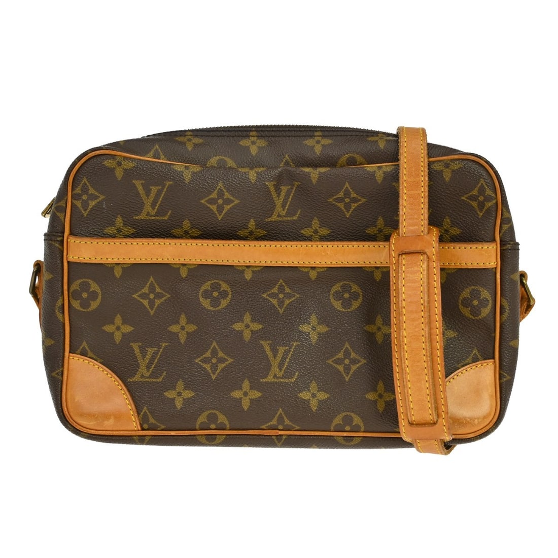 Louis Vuitton Trocadero 27 Monogram Canvas Crossbody Bag M51274: Louis Vuitton Trocadero 27 Monogram Canvas Crossbody Bag M51274 Vintage Louis Vuitton Trocadero 27 crossbody shoulder bag in Monogram canvas with leather strap details. It features a zip closure, brow