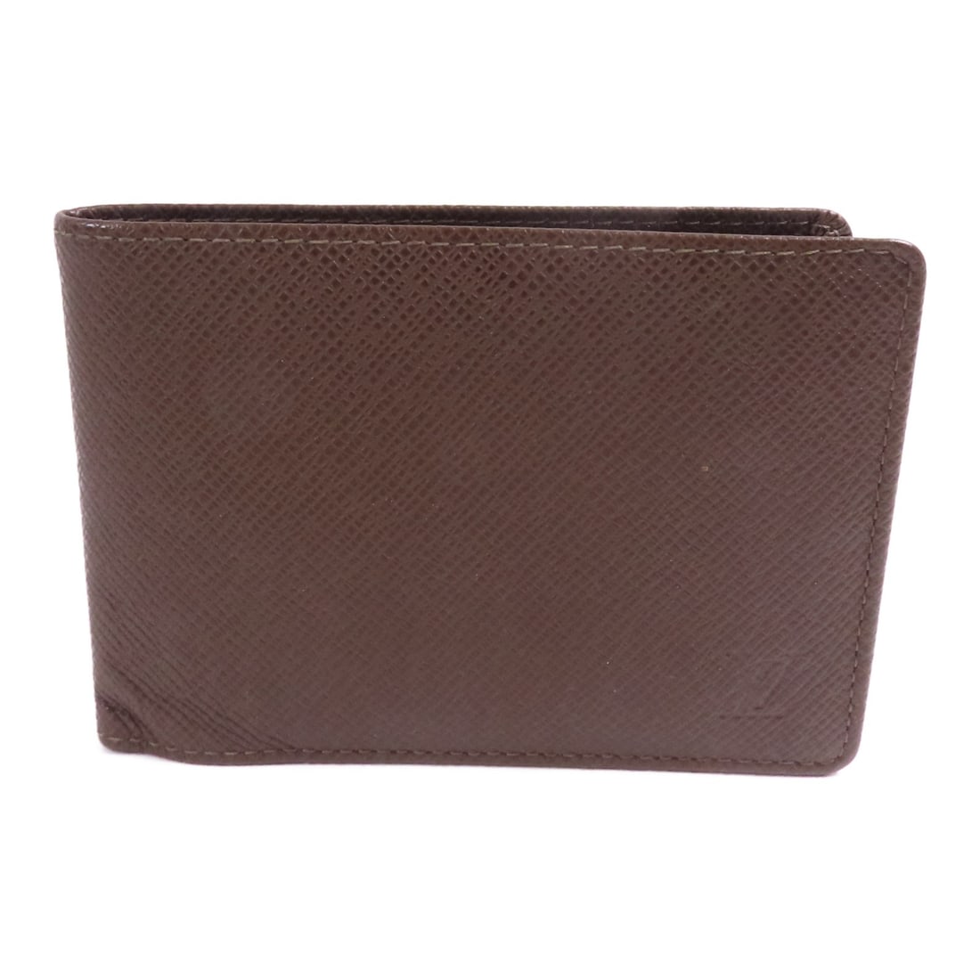 Louis Vuitton M30428 Taiga calfskin wallet brown: Louis Vuitton M30428 Taiga calfskin wallet brown A Louis Vuitton Taiga brown wallet, model M30428, made from calfskin (cowhide). It features a flap wallet design with 10 card slots and 3 open pockets.