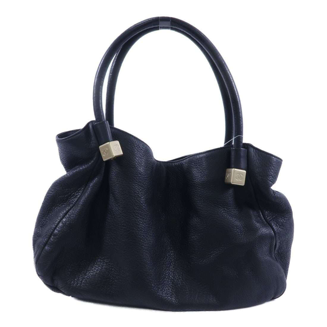CHANEL CC Vintage Black Calfskin Shoulder Bag Gold Tone Hardware: CHANEL CC Vintage Black Calfskin Shoulder Bag Gold Tone Hardware Vintage CHANEL CC GHW shoulder bag in black calfskin leather. It features a black-on-black colorway, a magnetic pocket, and one open in