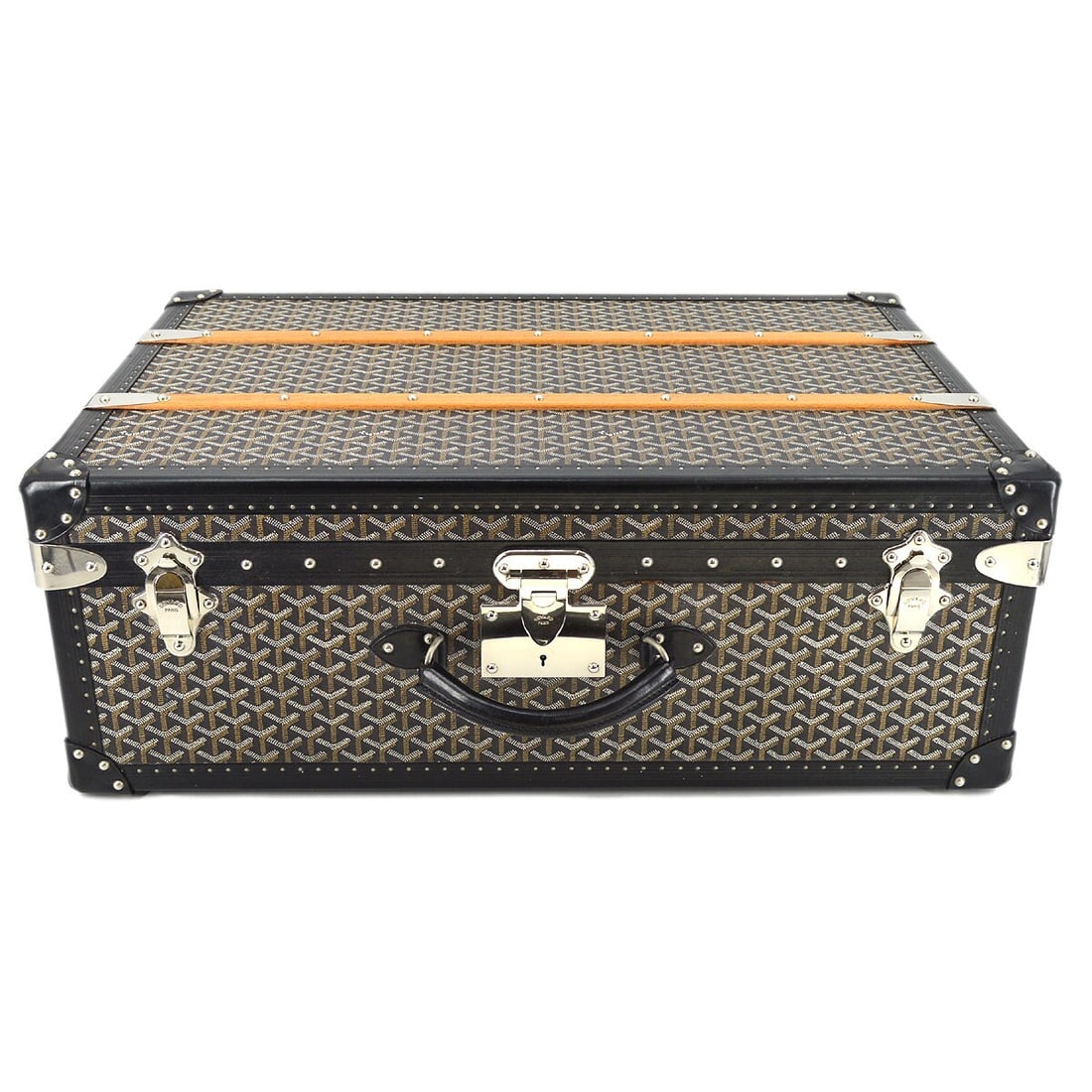 Goyard Palace 70 Black Travel Trunk Suitcase Handbag: Goyard Palace 70 Black Travel Trunk Suitcase Handbag Black Palace 70 travel trunk suitcase handbag with a Goyardine canvas exterior and leather and wood trim. The piece shows reasonable wear and tear,