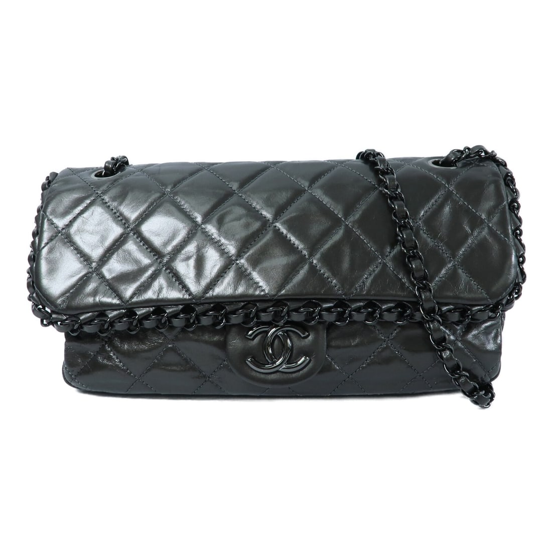 CHANEL CC Shoulder Bag Gray Calfskin Chain Strap: CHANEL CC Shoulder Bag Gray Calfskin Chain Strap CHANEL CC Chain Shoulder Bag in gray calfskin leather, designed for women and made in France/Italy as stated. It features a shoulder bag style with a g
