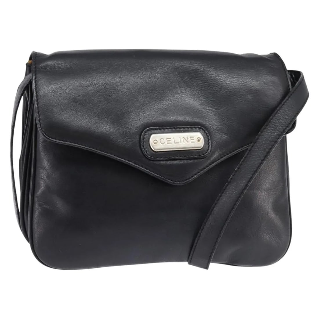 Celine Vintage black leather shoulder bag 22cm Italy: Celine Vintage black leather shoulder bag 22cm Italy Vintage Celine leather bag in black with a compact silhouette and classic look. This pre-owned piece is in good vintage condition with honest wear,
