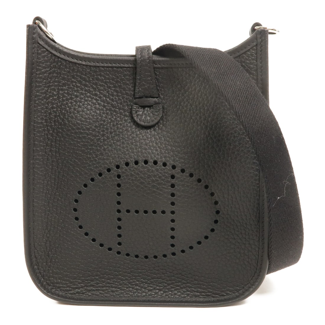 Hermes Evelyne TPM Taurillon Clemence Noir Shoulder Bag PHW: Hermes Evelyne TPM Taurillon Clemence Noir Shoulder Bag PHW Hermes Evelyne TPM shoulder bag in Noir black, crafted from Taurillon Clemence leather with calfskin details. This model features PHW and co